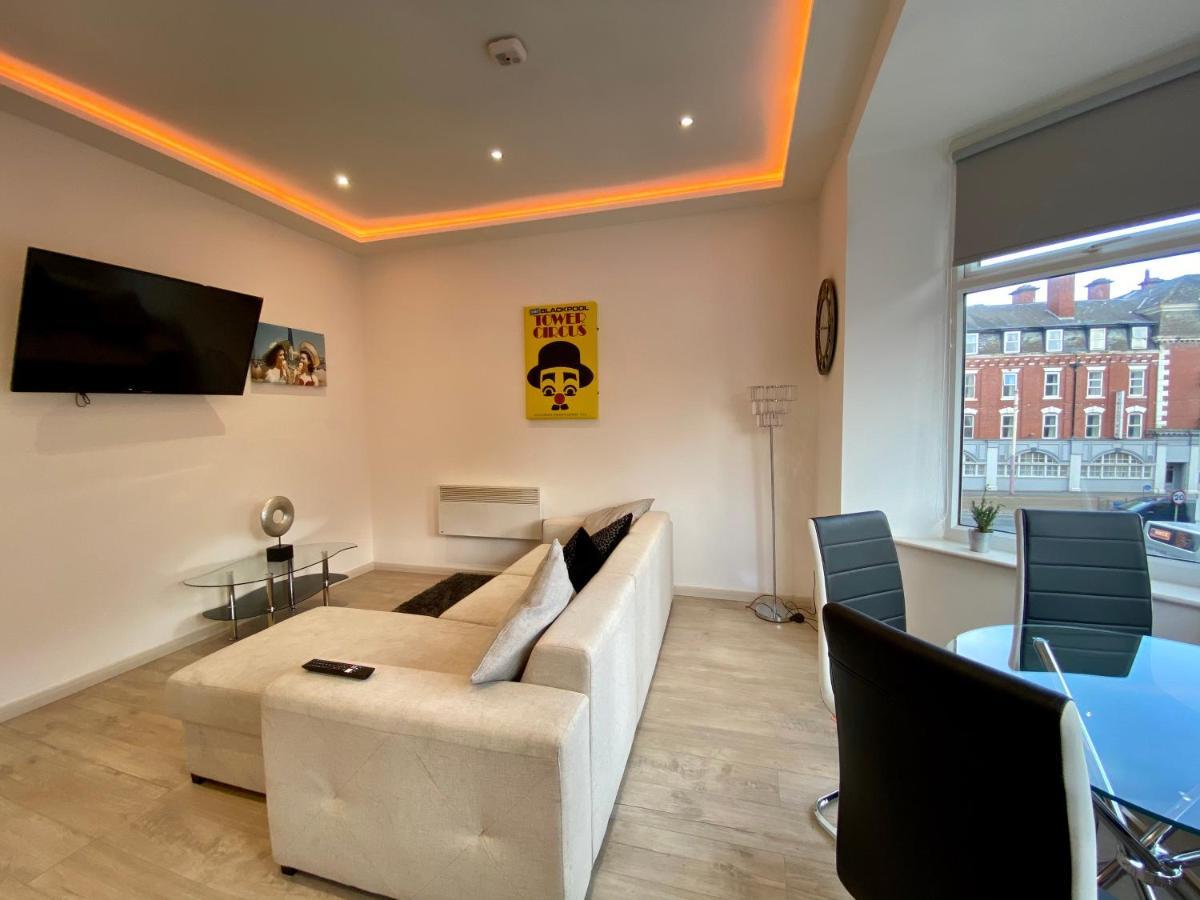 Princess Theatre Beach View Apartments By Blackpool Service Apartments Exterior foto