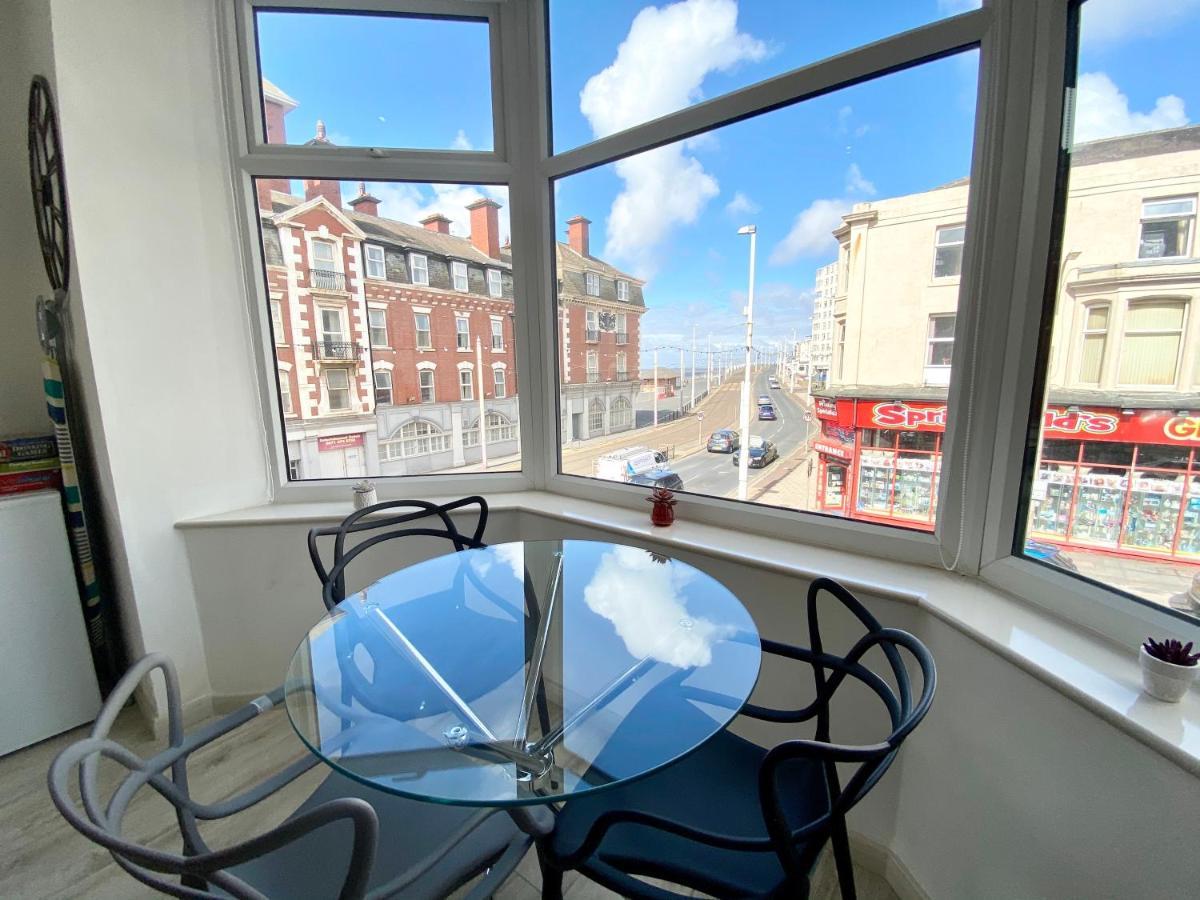Princess Theatre Beach View Apartments By Blackpool Service Apartments Exterior foto